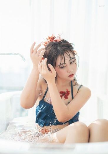 男人使劲躁女人使劲叫_4K电影在线看