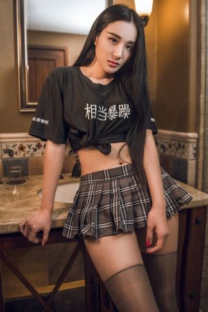 18涩涩图片gif_超清动漫免费观看