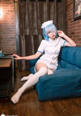 黑人玩欧美三根一起进_蓝光电影完整版在线观看