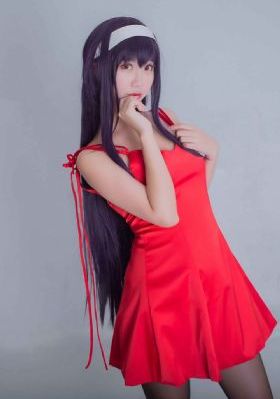 国产美女动作电影_720电影完整版